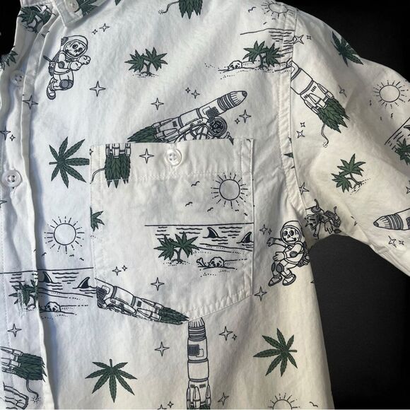 Eighty Eight Men’s Short Sleeve Casual Button Down Shirt Size Small - Picture 3 of 7